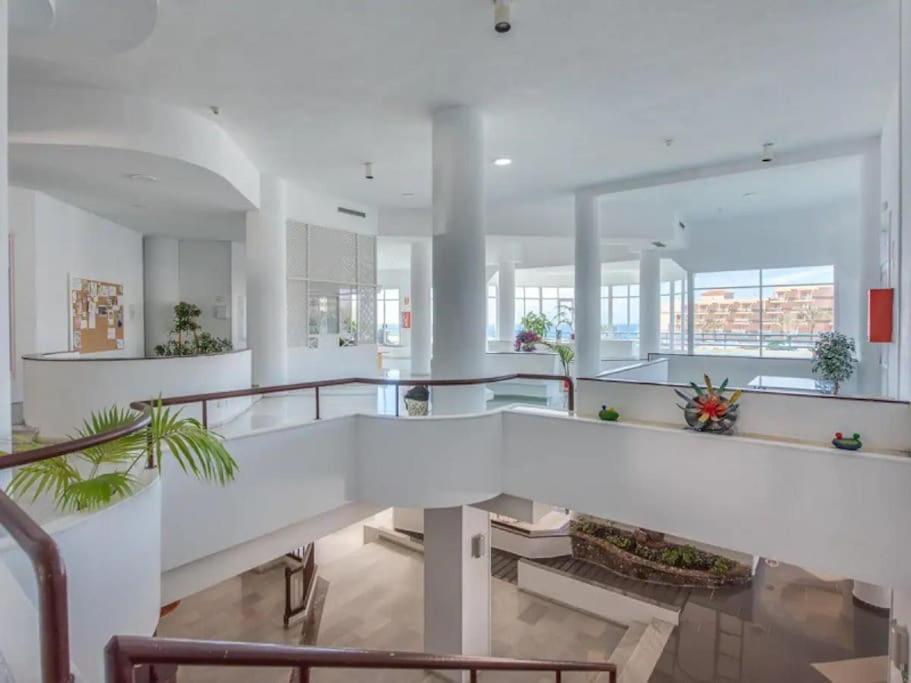 Vista Mozzafiato Apartment Playa Paraiso  Bagian luar foto